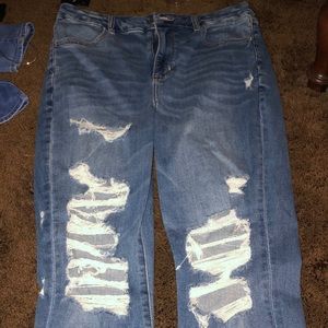 American Eagle Ripped Skinny Jeans Size 14